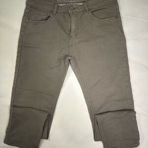 Woman’s Gray Jeans